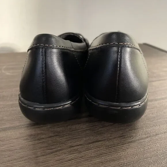 Clarks Ashland Bubble Loafer Black Leather Slip On Comfort Shoes Women’s 7.5 - Picture 4 of 8